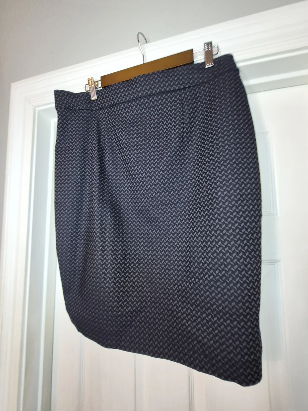Elle Navy Black Textured Pencil Skirt Large